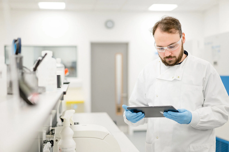 Genomics & Bioinformatics APIs